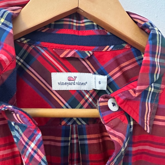 Vineyard Vines Women's Merry Plaid Relaxed Button Down | Size 6 - Picture 4 of 8